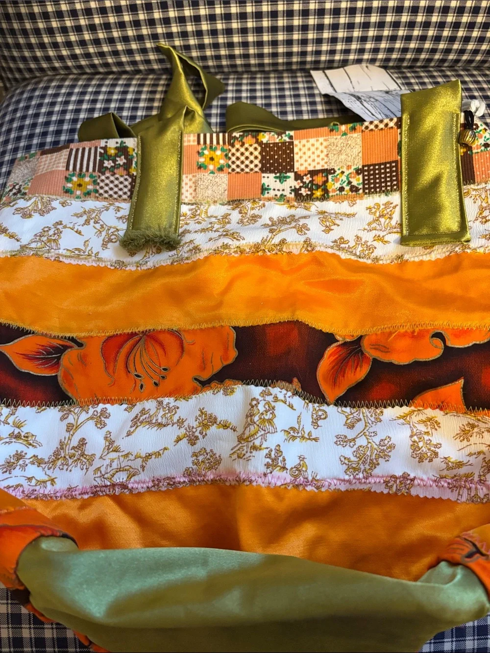 Lily monk bright orange